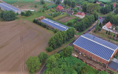 Luftaufnahme-Solaranlage-462-kWp-in-Niekrenz-1